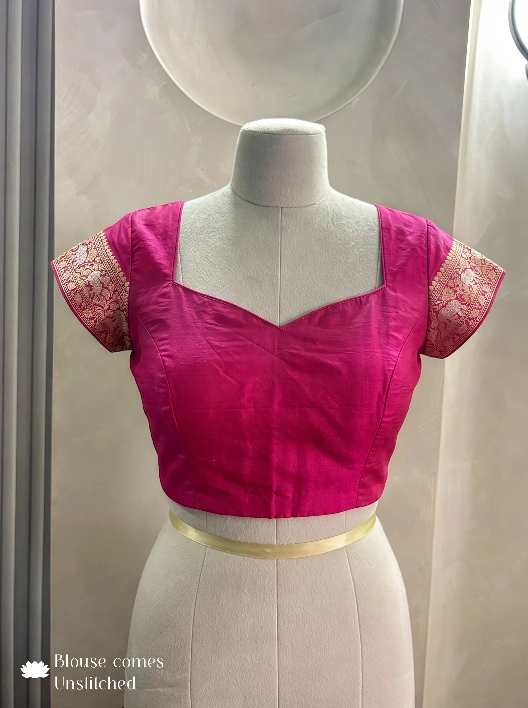 Pink Shikargah Banarasi Katan Silk Handloom Saree