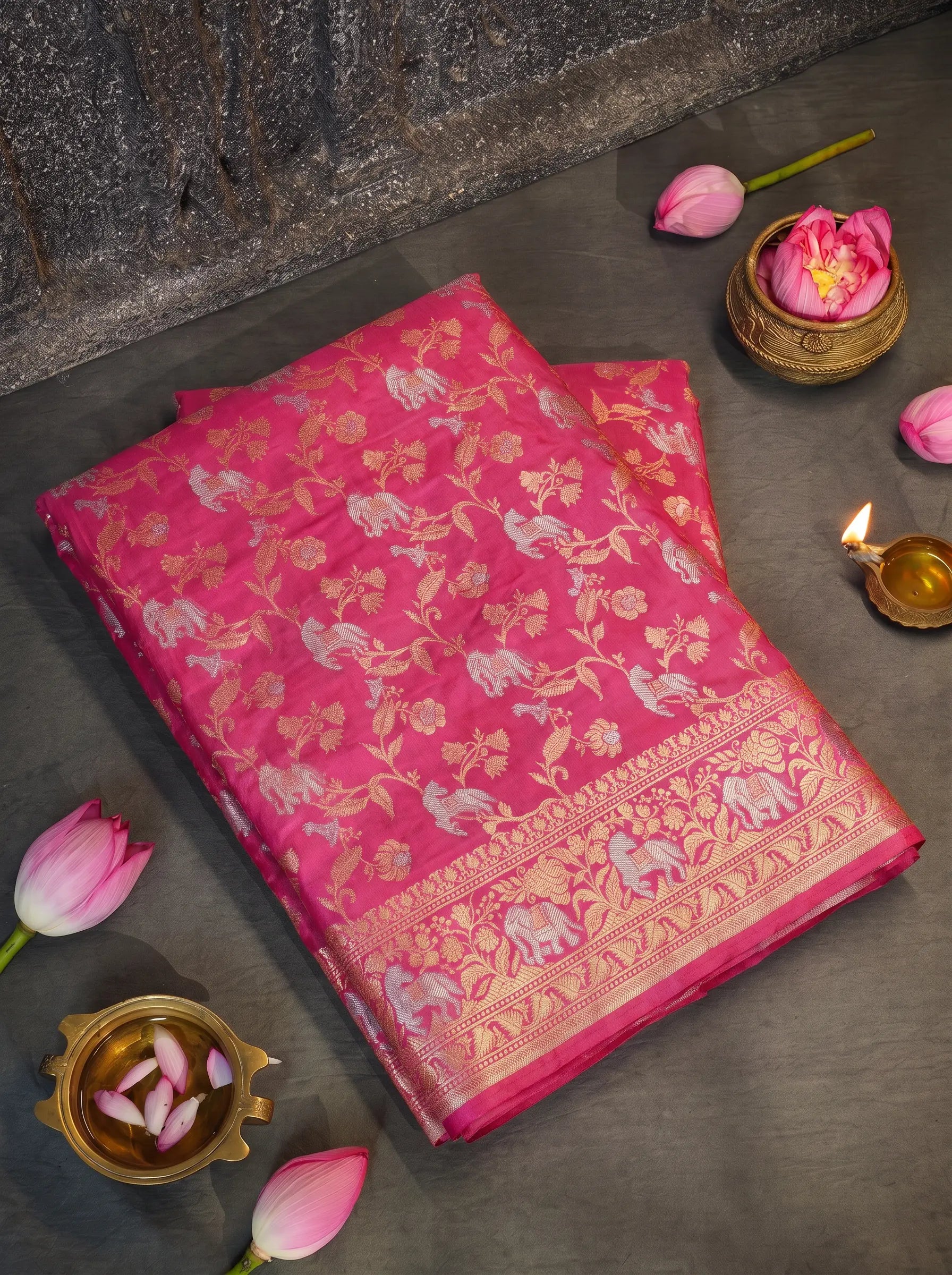 Pink Shikargah Banarasi Katan Silk Handloom Saree